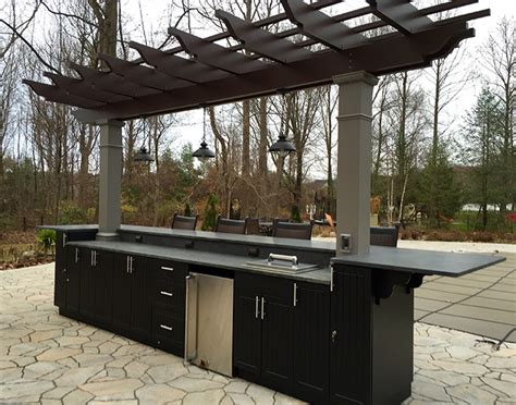 Poolside Outdoor Kitchen And Fiberglass Pergola Structureworks