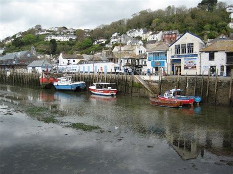 Low Tide In Looe Harbour Philip Halling Cc By Sa 2 0 Geograph