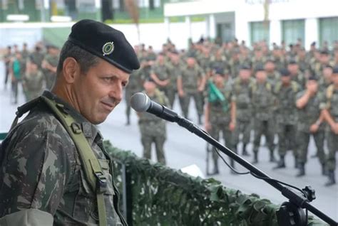 As Maiores Interferências De Bolsonaro No Exército Segundo Comandante Da Força Política
