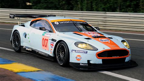 2008 Aston Martin Dbr9 Gulf Oil Livery Wallpapers And Hd Images Car Pixel