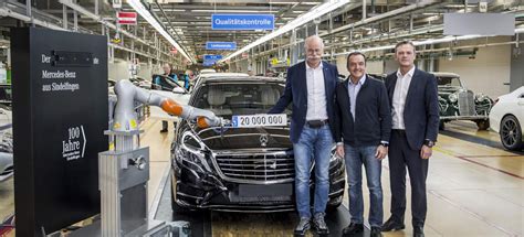 Historisches Fertigungsjubiläum Meilenstein Mercedes Benz Werk