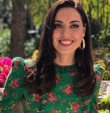 Aubrey plaza revealed she secretly married longtime boyfriend and frequent collaborator jeff baena. Aubrey Plaza Boyfriends List | Dating History | GBF