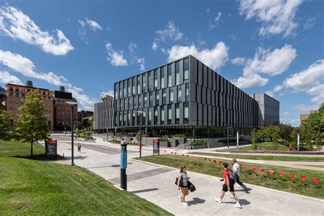 Much Anticipated University Of Cincinnati College Of Business Opens