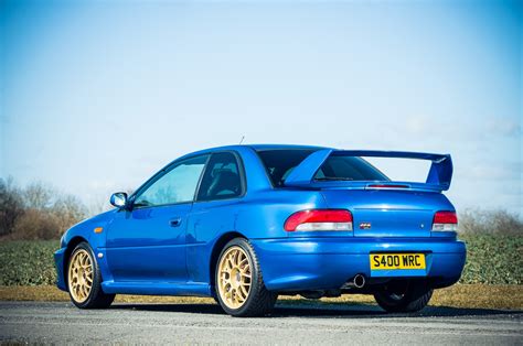 Also, you don't have to import a 2.5rs they brought them here. Rare 1998 Subaru Impreza STI 22B Heads to Auction ...
