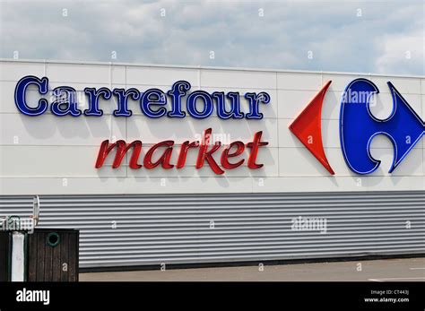 Sign For The French Supermarket Carrefour Stock Photo Alamy