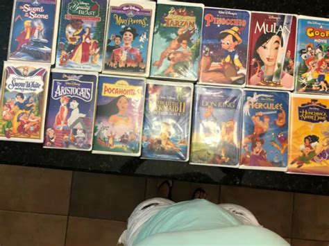 LOT OF 16 Walt Disney VHS Movies Lion King Mulan Snow White Tarzan