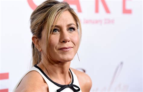 Jennifer Aniston Revela O Que Impede A Reunião De Friends Descubra