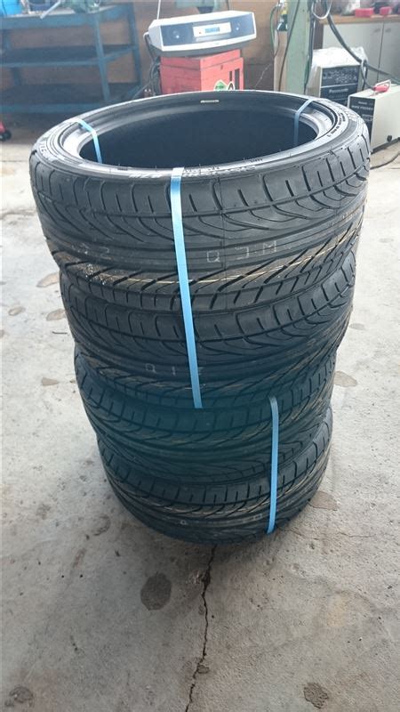 If you enjoy as much time under the hood as behind the wheel, this is the tire for you. DUNLOP DIREZZA DZ101 215/45R17 のパーツレビュー | レガシィB4(下北沢2000cc ...