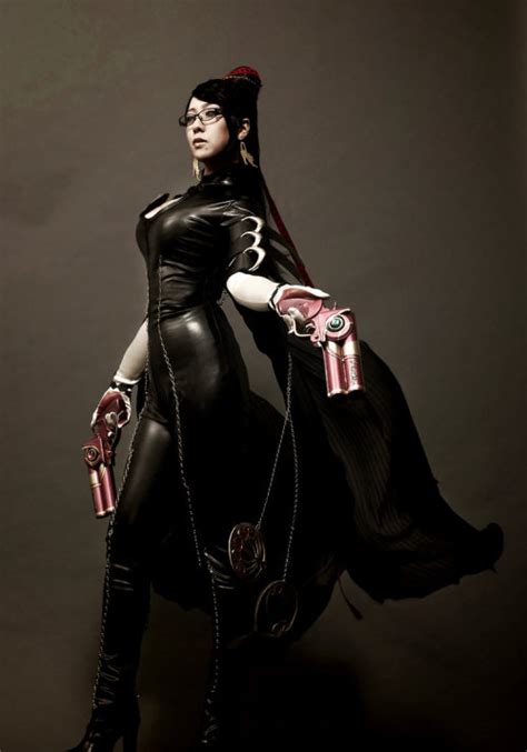 Lets Cosplay Bayonetta Cosplayed By Yoru As Bayonetta