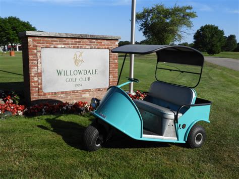 Vintage Golf Car Collection These Carts Are All On Display At
