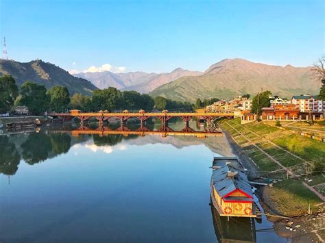 Indias Best Top 5 Things To Do In Srinagar India Escape Manila