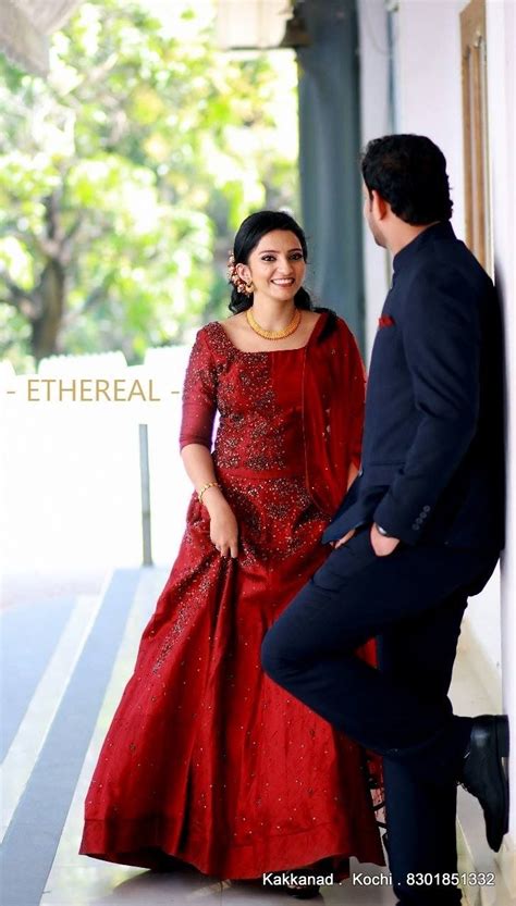 Wedding Dress For Bride And Groom In Kerala