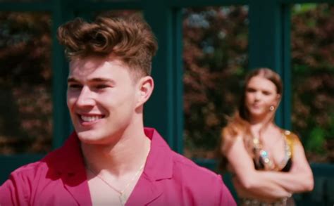 Watch A New Trailer For Love Island 2019 Has Landed Gossie