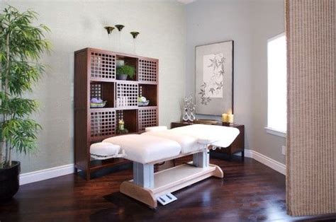 Peaceful Simple Calm Massage Room Therapy Room Massage Room Design