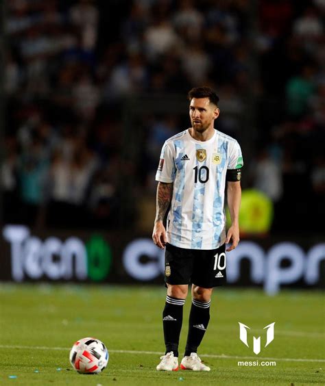 Leo Links Up With Argentina Squad