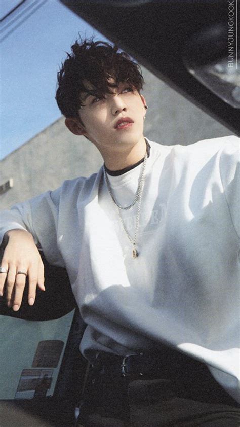 Check out our seventeen woozi selection for the very best in unique or custom, handmade pieces from our искусство и коллекционирование shops. #SEVENTEEN #SEUNGCHEOL #SCOUPS | Hip hop, Beleza brasil ...