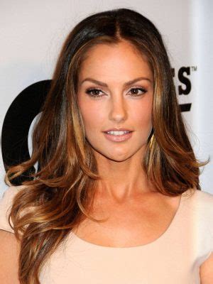 Minka Kelly Height Weight Size Body Measurements Biography Wiki Age