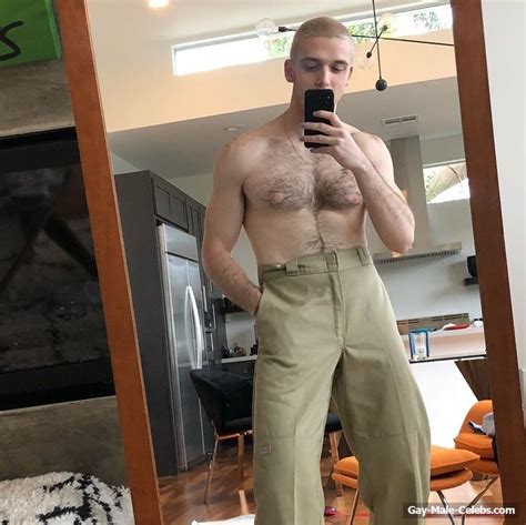Leaked American Singer Lauv Shirtless And Sexy Photos Picture Gay