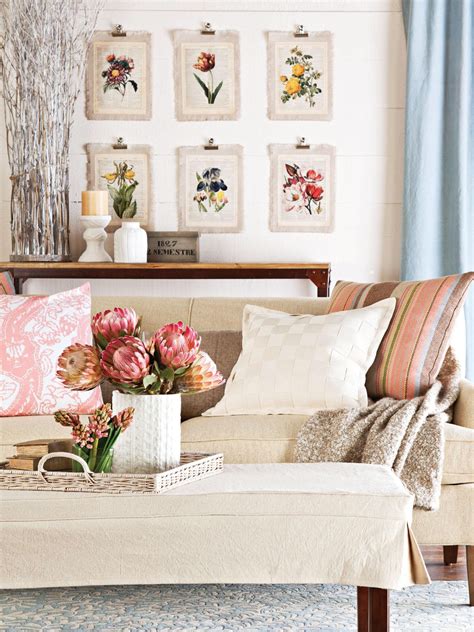 Discover how art and wall decor can add interest and personality to your home. Do It Yourself magazine, fall 2014 | Decor, Home decor, Shabby chic cottage