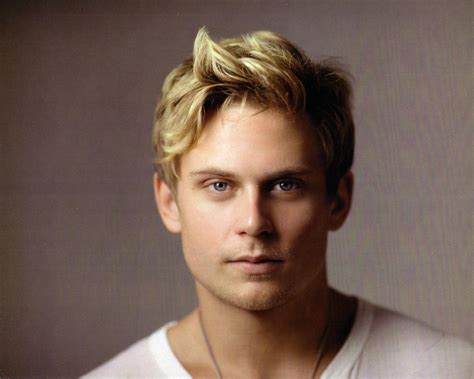 Billy Magnussen Goes Into The Woods And Comes Out A Star Huffpost
