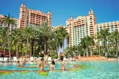 A daring destination resort with extraordinary stays, dining, attractions and entertainment. An Experts Guide to Making the Best of Your Atlantis Trip