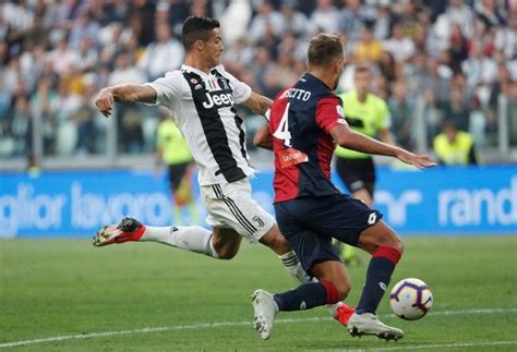 juˈvɛntus), colloquially known as juventus and juve (pronounced ), is a professional football club based in turin, piedmont, italy, that competes in the serie a, the top flight of italian football.founded in 1897 by a group of torinese students, the club has worn a black and white striped home kit since 1903 and. ยูเวนตุส สะดุดเจ๊า เจนัว- โรนัลโด ทำสถิติยิงลีกใหญ่ 400 ...