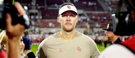 Lincoln Riley Named The Best Young Coach In College Football By Cbs
