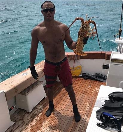 Tiger Woods Grinding Things Out In The Bahamas Terez Owens