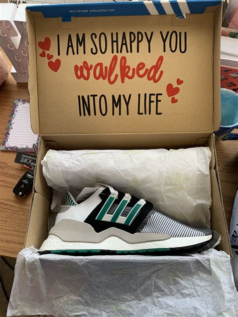 Recreate this diy gift for long distance boyfriend: "I'm so happy you walked into my life" shoes anniversary ...