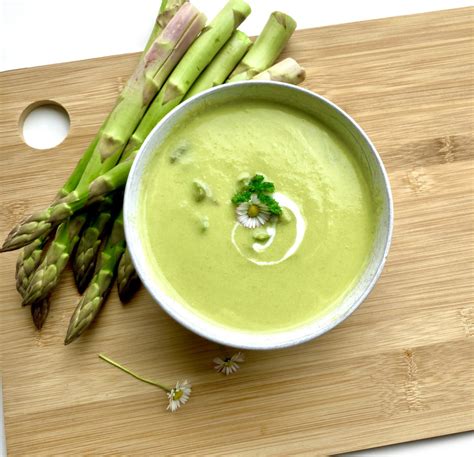 Grüne Spargelsuppe schnell und einfach