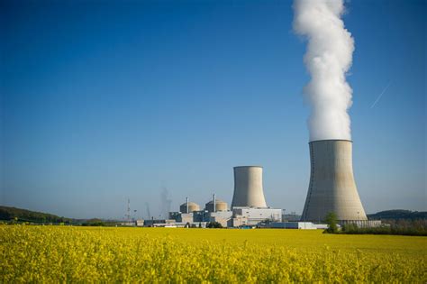 Nuclear Power Advantages And Disadvantages Comprehensive And Well