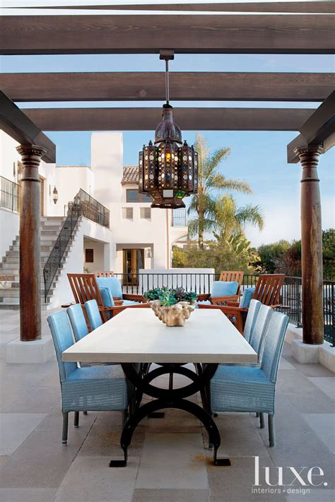 A Mediterranean Style Hermosa Beach Home With Moroccan Touches Luxe