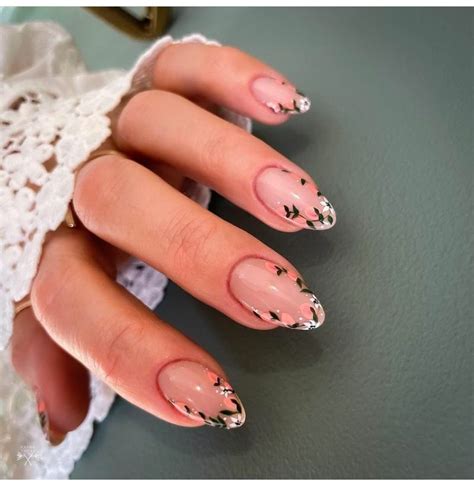 39 Chic Nail Designs You Should Do This Summer The Glossychic Chic