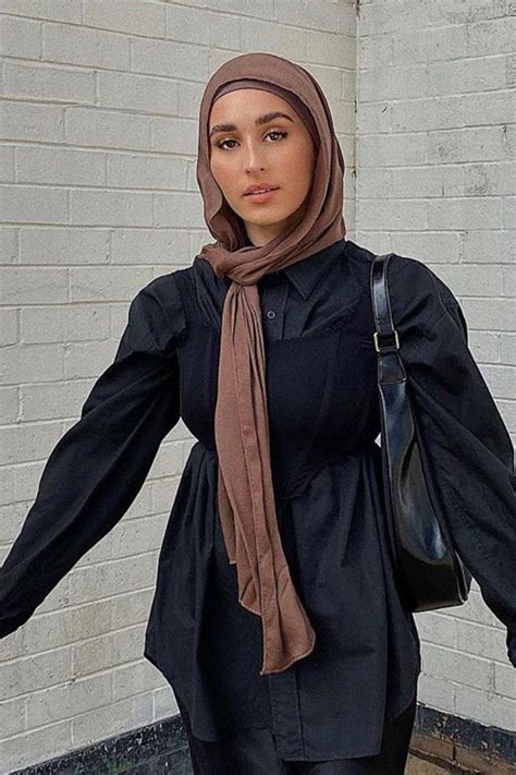 9 Different Ways You Can Wear Crop Tops With The Hijab Wear Crop Top