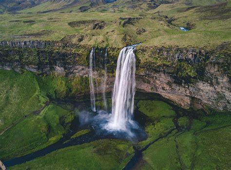 Seljalandsfoss The Only Waterfall In Iceland You Can Walk Behind Wanderlust Pulse