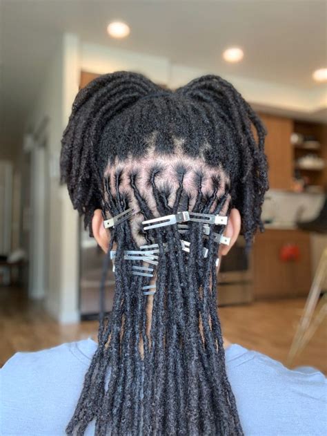 If yall enjoyed this video make sure yall like that like button, subscribe your new to my channel, and dont forget to hit thay bell. Locs retwist in 2020 | Locs hairstyles, Twist hairstyles ...