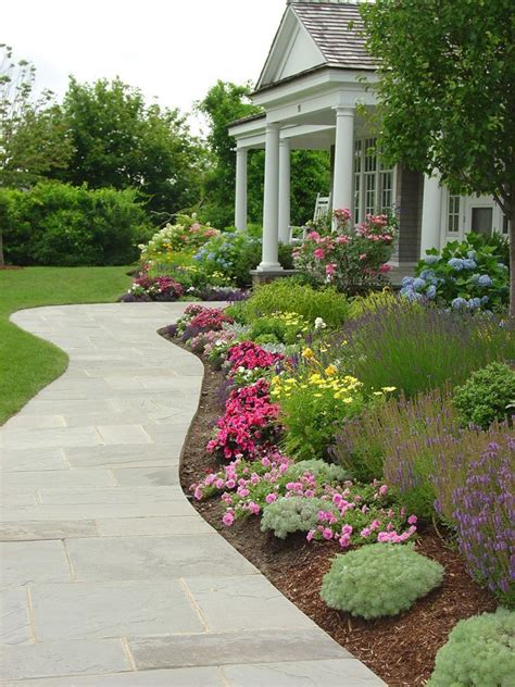 75 Fresh And Beautiful Front Yard Landscaping Ideas Front Yard Landscaping Simp Yard