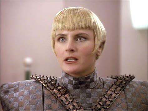 Denise Crosby Talks Tng At 25 Trekkies And Reprising The Role Of