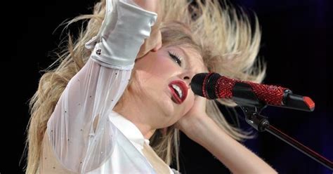 Taylor Swift Ties Record For Most Sold Out Shows At Staples Center