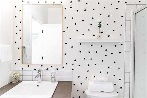 Easy Diy Polka Dot Bathroom Wallpaper In 2021 Polka Dot Bathroom