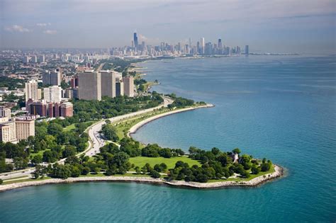 5 Things You Didnt Know About The Lakefront Trail Choose Chicago Picnic Spot Chicago