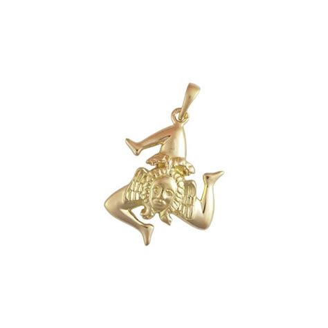 Une petite française (english translation: Catégorie Europe - La Petite Française Paris : Pendentif ...