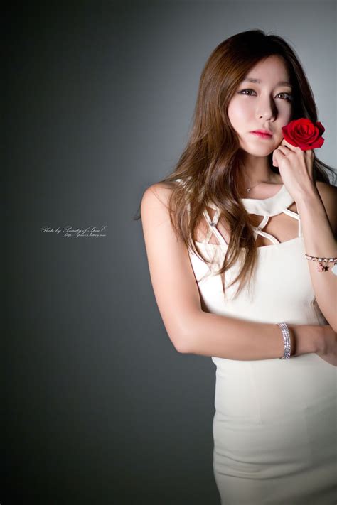 Han Ji Eun In Cream Mini Dress Korean Models Photos Gallery