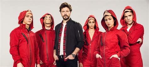 A guide listing the titles and air dates for episodes of the tv series la casa de papel. Miguel Herrán: Protagonista de "La Casa de Papel" posa sin ...