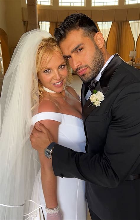 Inside Britney Spears Sam Asgharis Intimate Wedding Photos News