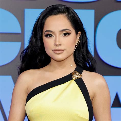 becky g reveló detalles sobre su belleza