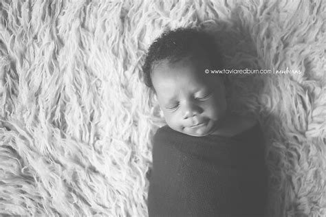 Local denver photographer taking your newborn photos of life's first moments! Mustang Oklahoma Newborn Photographer | Welcome Newborn Baby M