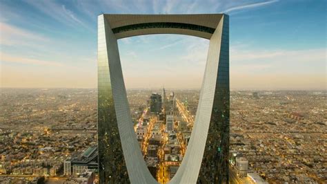 Top Floor Of Kingdom Tower Riyadh Youtube