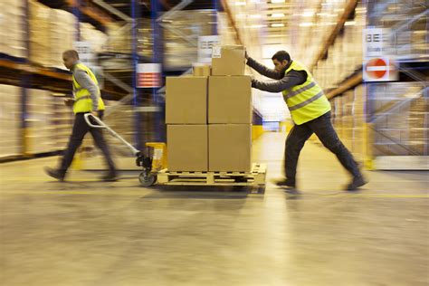 10 Ways To Find A Wholesale Distributor