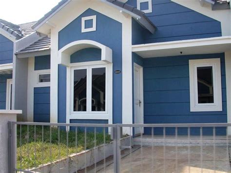 Salah satu alasannya, desain rumah 2 lantai adalah solusi untuk lahan kecil. Kombinasi Warna Rumah Biru Putih (Dengan gambar) | Rumah ...